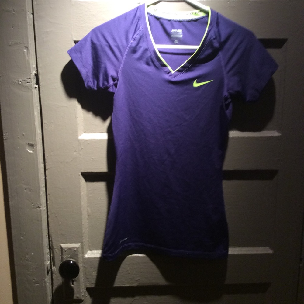 Nike dry fit top
